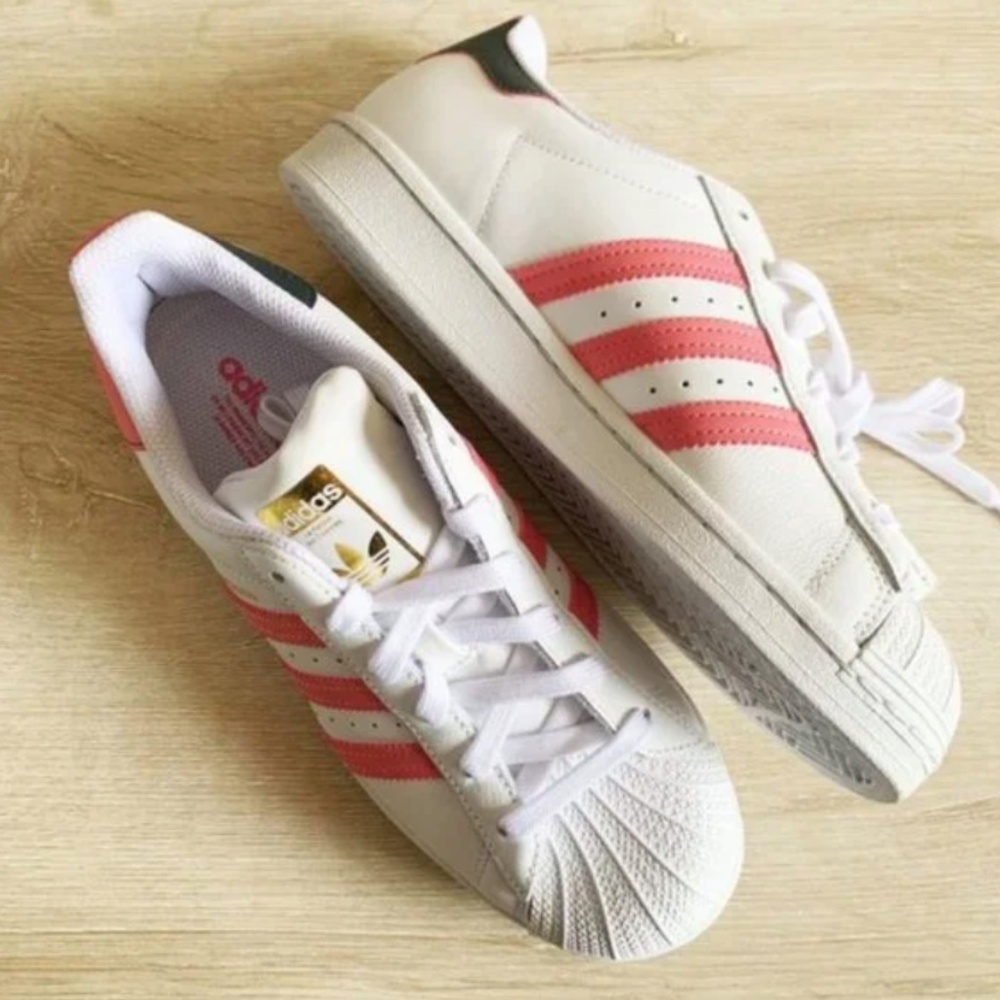 adidas superstar - Picture 2 of 8